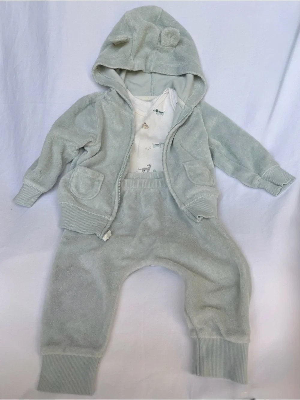 Carter's Baby 3-Piece Velour Bear Ear Hoodie Set 6mth